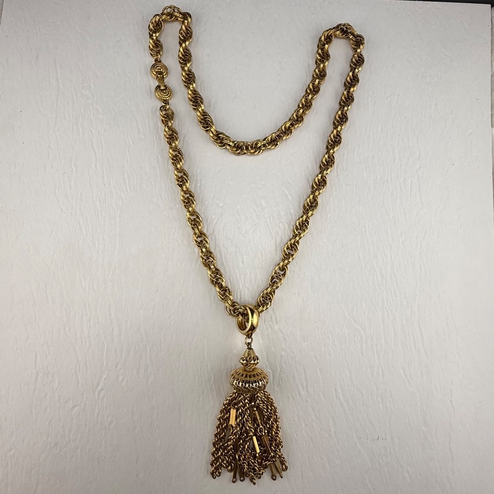 Vintage Monet Rope Chain Necklace Gold Tone Damita Tassel 25"